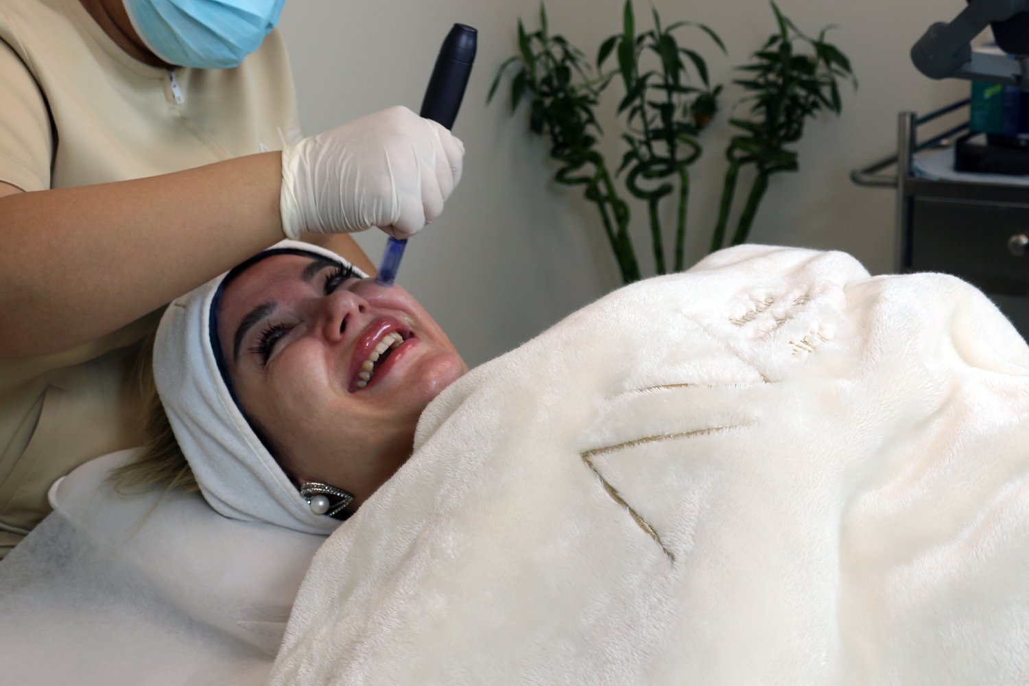 DERMAPEN TREATMENT DERMAPEN TREATMENT